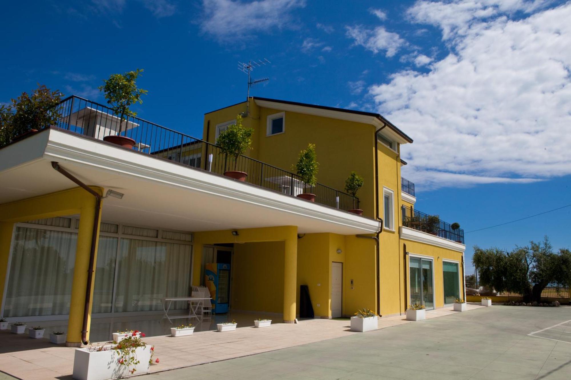 Villa Imago Roseto Degli Abruzzi Exterior foto